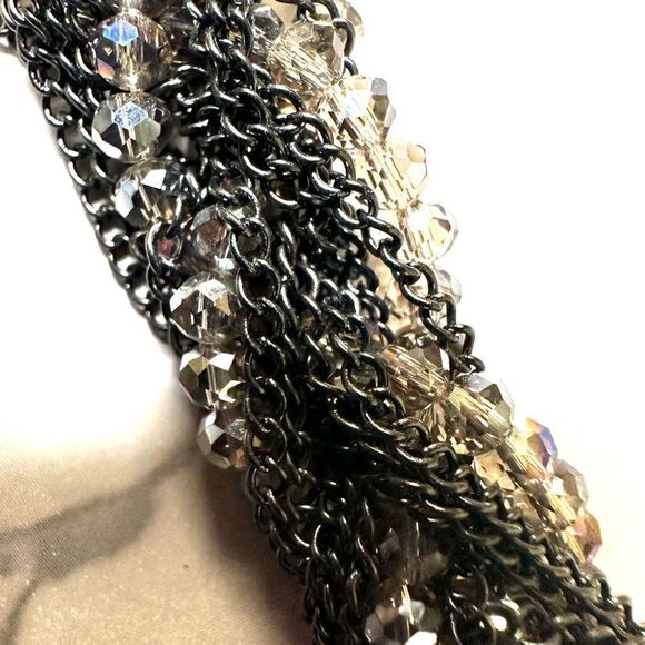 Multi strand chain and crystal twisted necklace - Picture 9 of 9